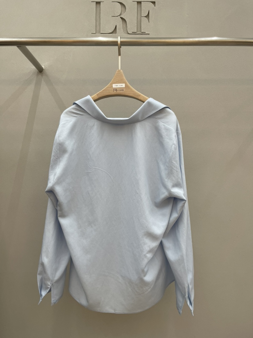 PLUS HONG-P韓國代購女裝新品推薦職業襯衫蕾絲衫雙口袋LORA FAMILY/PLUS HONG襯衫/蕾絲衫