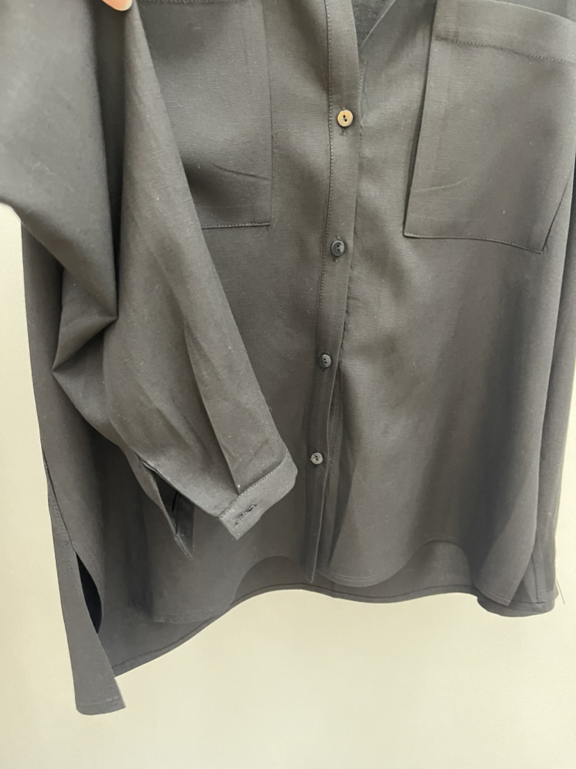 PLUS HONG-P韓國代購女裝新品推薦職業襯衫蕾絲衫雙口袋LORA FAMILY/PLUS HONG襯衫/蕾絲衫