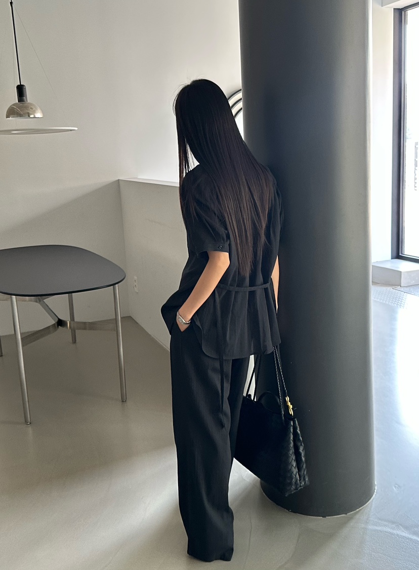 LE VASE韓國直郵女士新款熱賣職業推薦人氣時尚襯衫蕾絲衫LE VASE襯衫/蕾絲衫