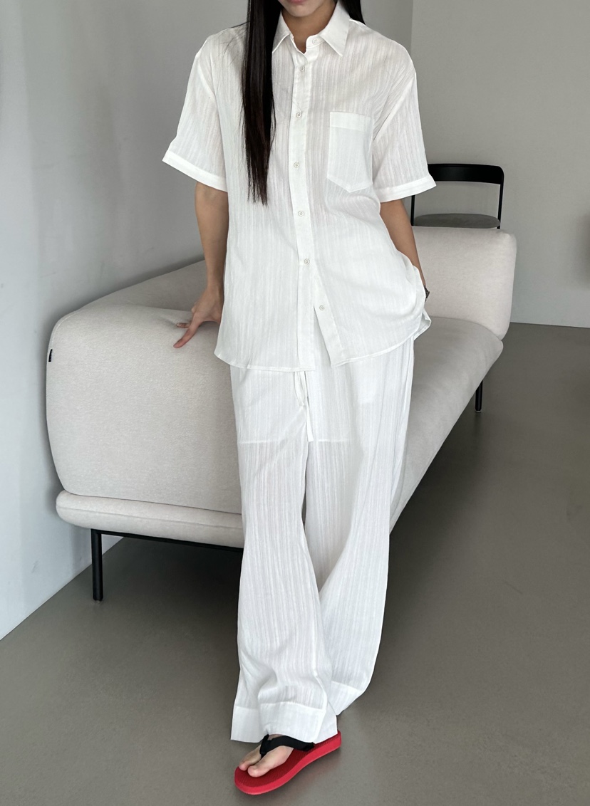 LE VASE韓國直郵女士新款熱賣職業推薦人氣時尚襯衫蕾絲衫LE VASE襯衫/蕾絲衫