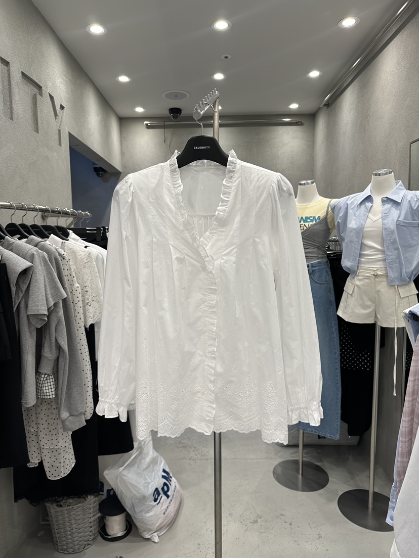 CELEBRITY-A韓國代購女士新品職業休閑熱賣襯衫蕾絲衫蕾絲CELEBRITY-A襯衫/蕾絲衫圖色1