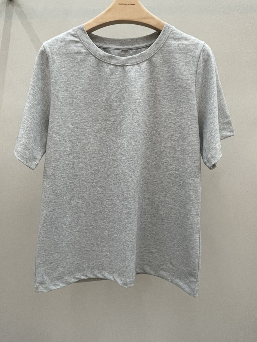 PLUS HONG-P韓國代購女士新品推薦熱賣職業真品時尚T恤LORA FAMILY/PLUS HONGT恤