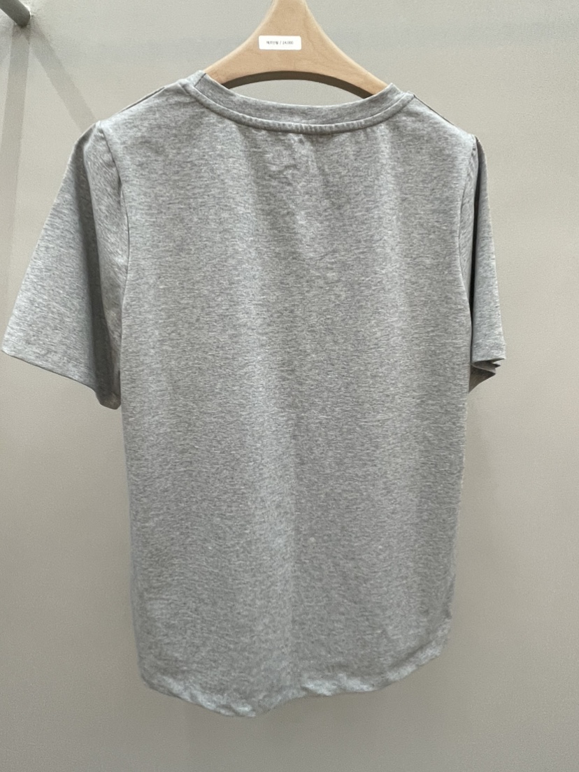 PLUS HONG-P韓國代購女士新品推薦熱賣職業真品時尚T恤LORA FAMILY/PLUS HONGT恤