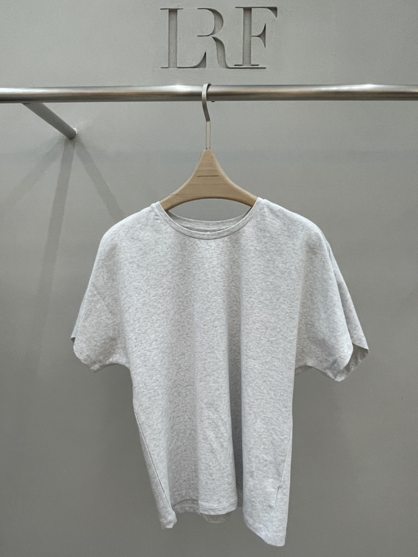 PLUS HONG-P韓國直郵女裝新品休閑真品熱賣時尚26春夏T恤LORA FAMILY/PLUS HONGT恤圖色1