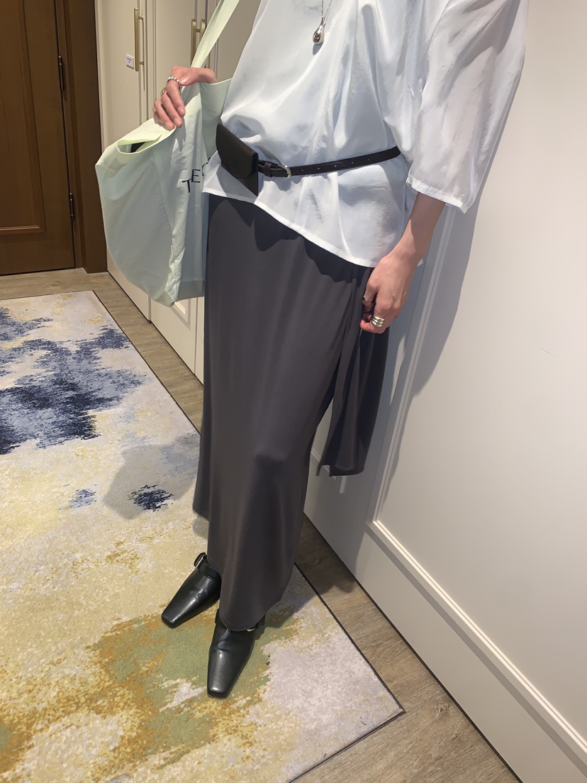 LOFN東大門直郵女士新品職業推薦人氣熱賣時尚休閑真品長裙LOFN長裙