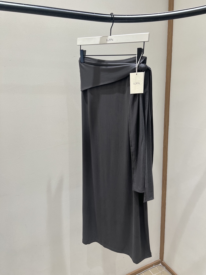 LOFN東大門直郵女士新品職業推薦人氣熱賣時尚休閑真品長裙LOFN長裙圖色1