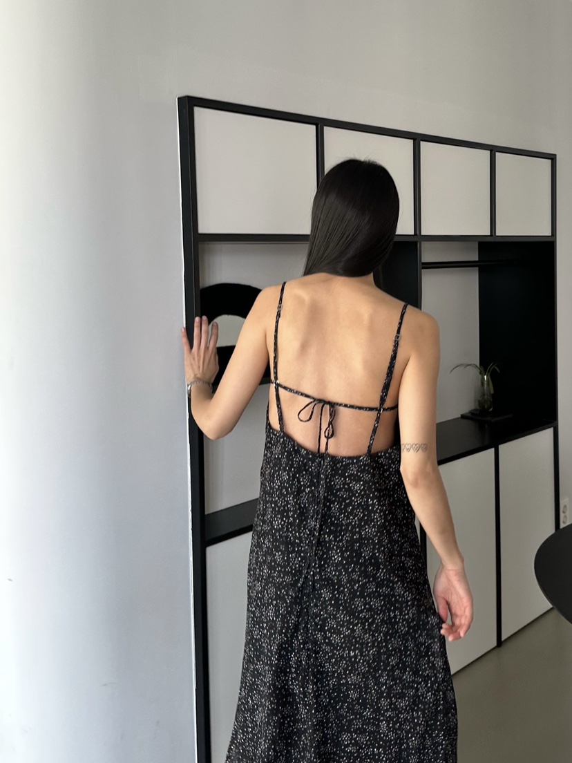 LE VASE韓國直郵女士新款職業休閑推薦時尚人氣26春夏連衣裙LE VASE連衣裙