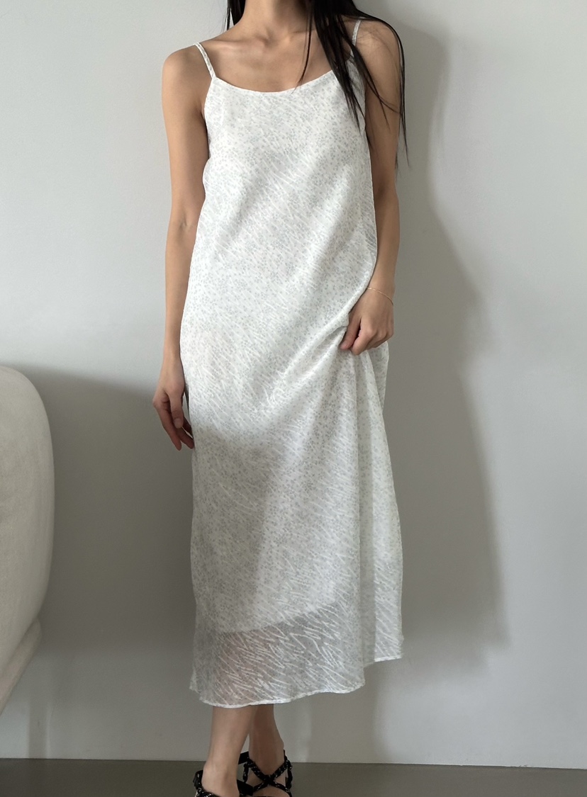 LE VASE韓國直郵女士新款職業休閑推薦時尚人氣26春夏連衣裙LE VASE連衣裙