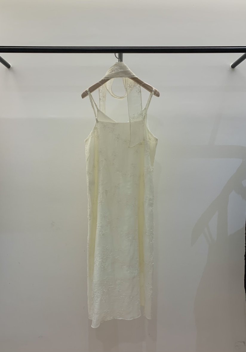 LA CREME東大門代購女裝新品推薦真品休閑人氣連衣裙圍巾LA CREME連衣裙