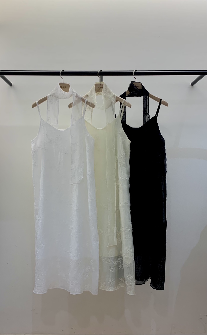 LA CREME東大門代購女裝新品推薦真品休閑人氣連衣裙圍巾LA CREME連衣裙圖色2左二色