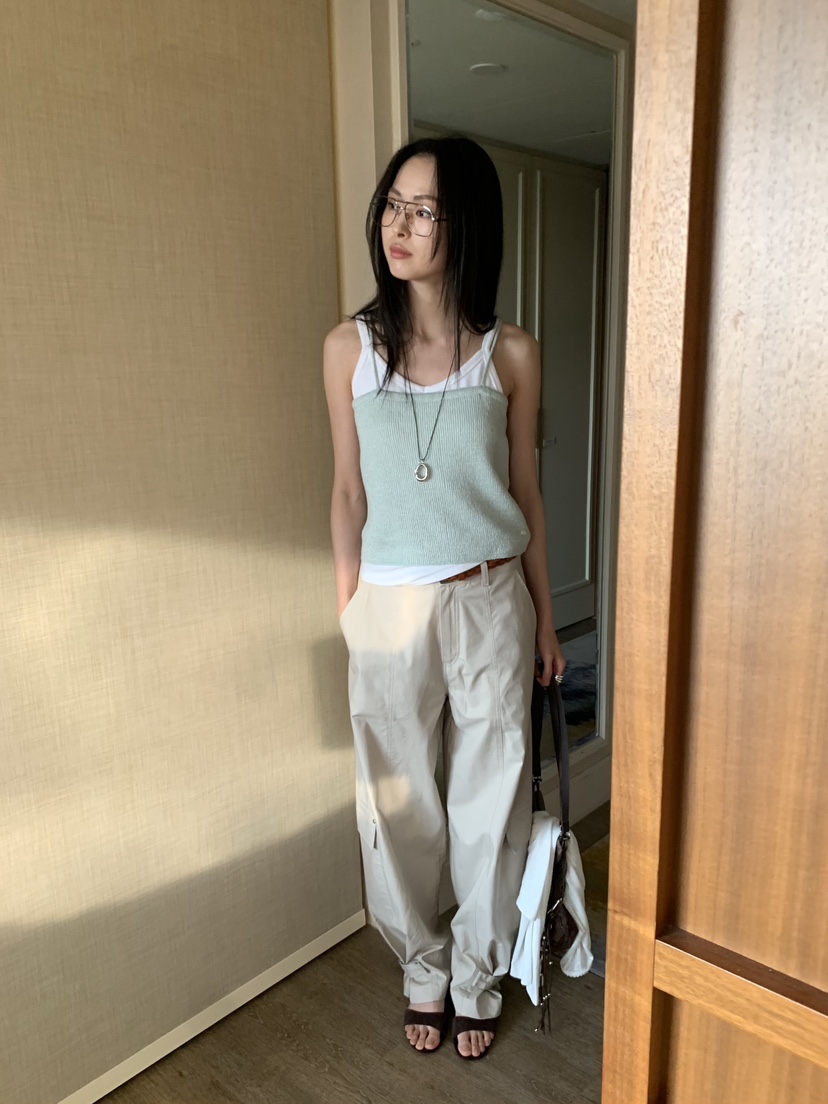 LOFN東大門實拍女士新品職業人氣推薦26春夏休閑吊帶背心LOFN吊帶/背心