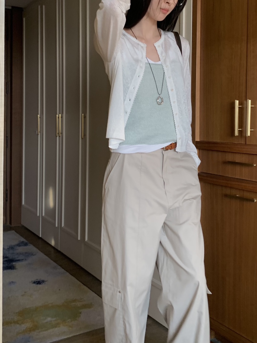 LOFN東大門實拍女士新品職業人氣推薦26春夏休閑吊帶背心LOFN吊帶/背心