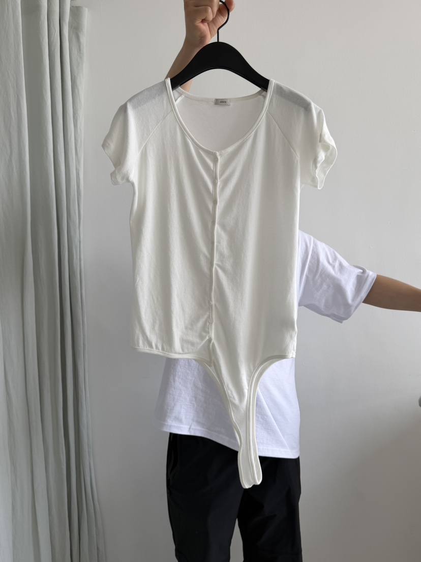 ARKIE/TAF韓國直郵實拍女士新品休閑26春夏T恤不對稱插肩袖ARKIE/TAFT恤圖色1