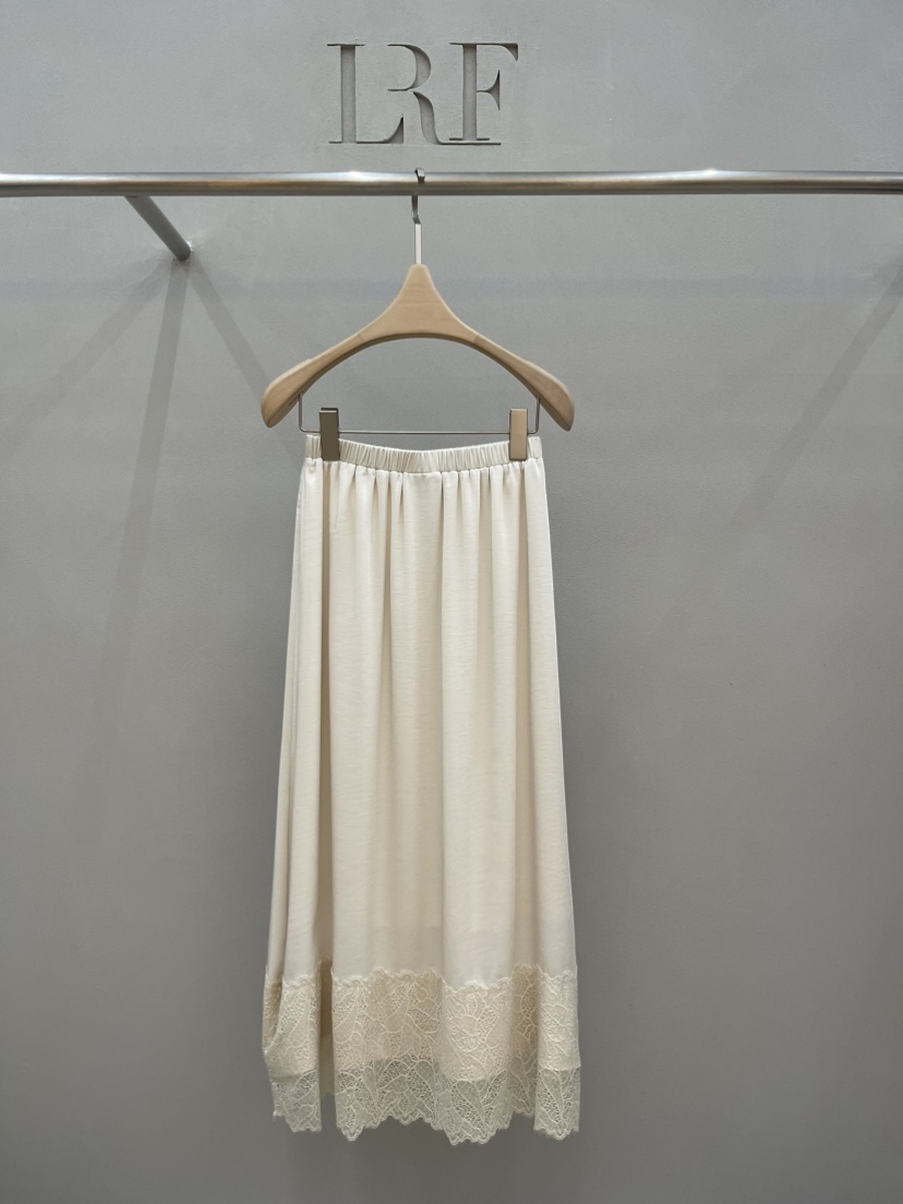 PLUS HONG-P韓國直郵實拍女裝新款人氣時尚26春夏長裙蕾絲LORA FAMILY/PLUS HONG長裙