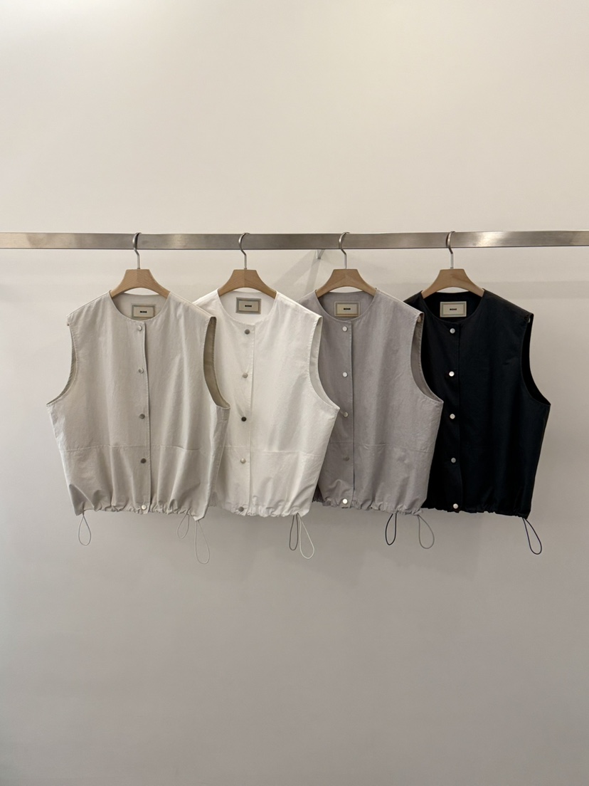 MONE-A韓國直郵女裝新款人氣26春夏真品熱賣馬甲不含內搭MONE-A馬甲