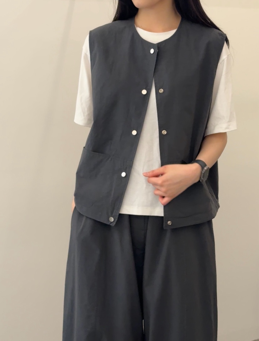 MONE-A韓國直郵女裝新款人氣26春夏真品熱賣馬甲不含內搭MONE-A馬甲圖色4