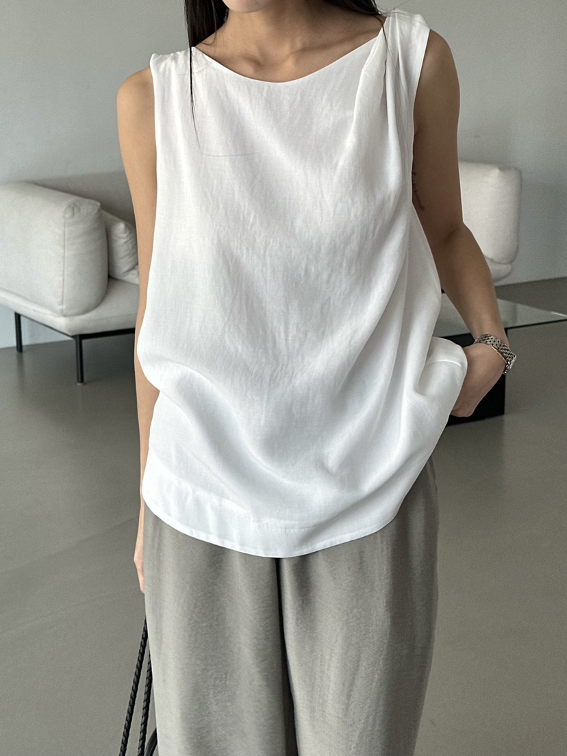 LE VASE韓國直郵女士新品職業推薦時尚人氣26春夏吊帶背心LE VASE吊帶/背心