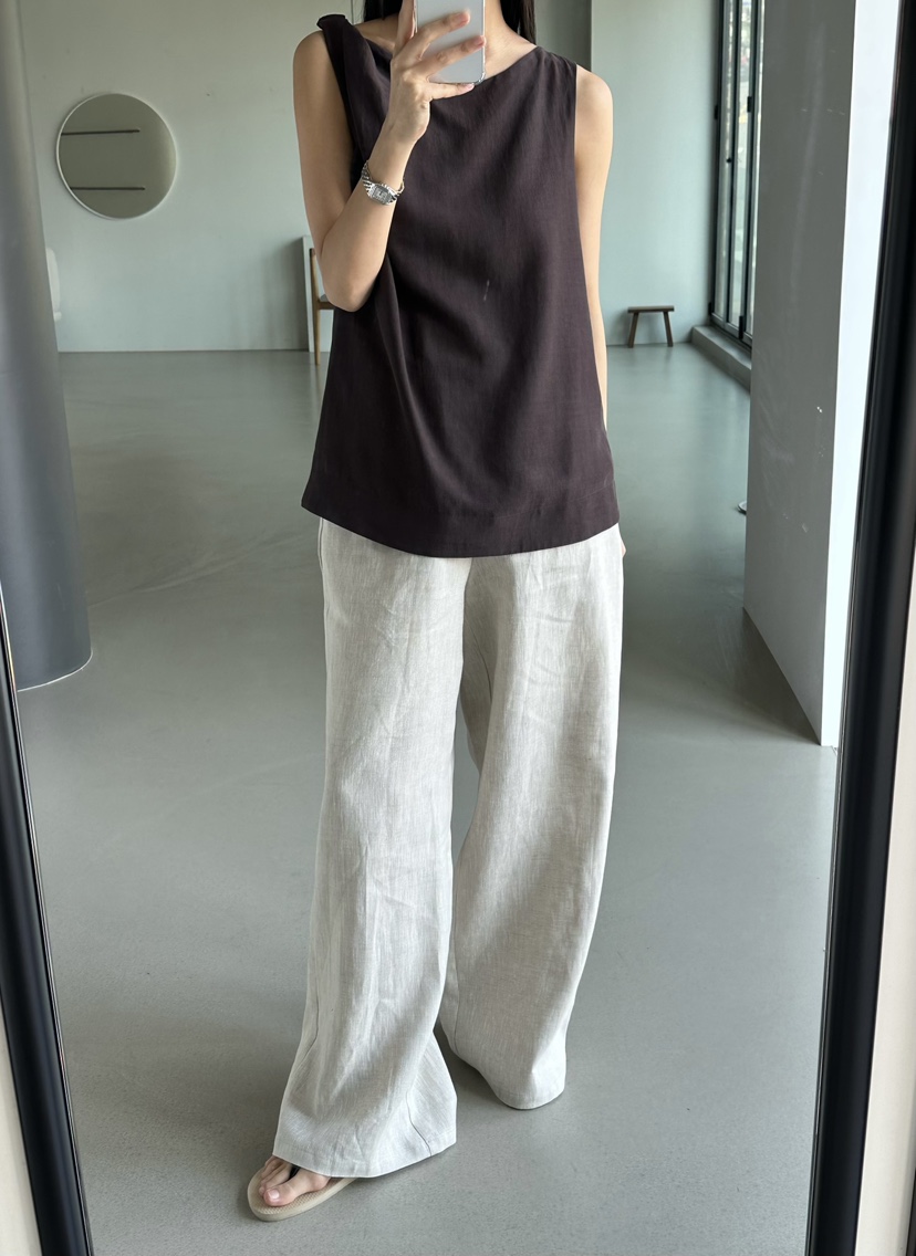 LE VASE韓國直郵女士新品職業推薦時尚人氣26春夏吊帶背心LE VASE吊帶/背心