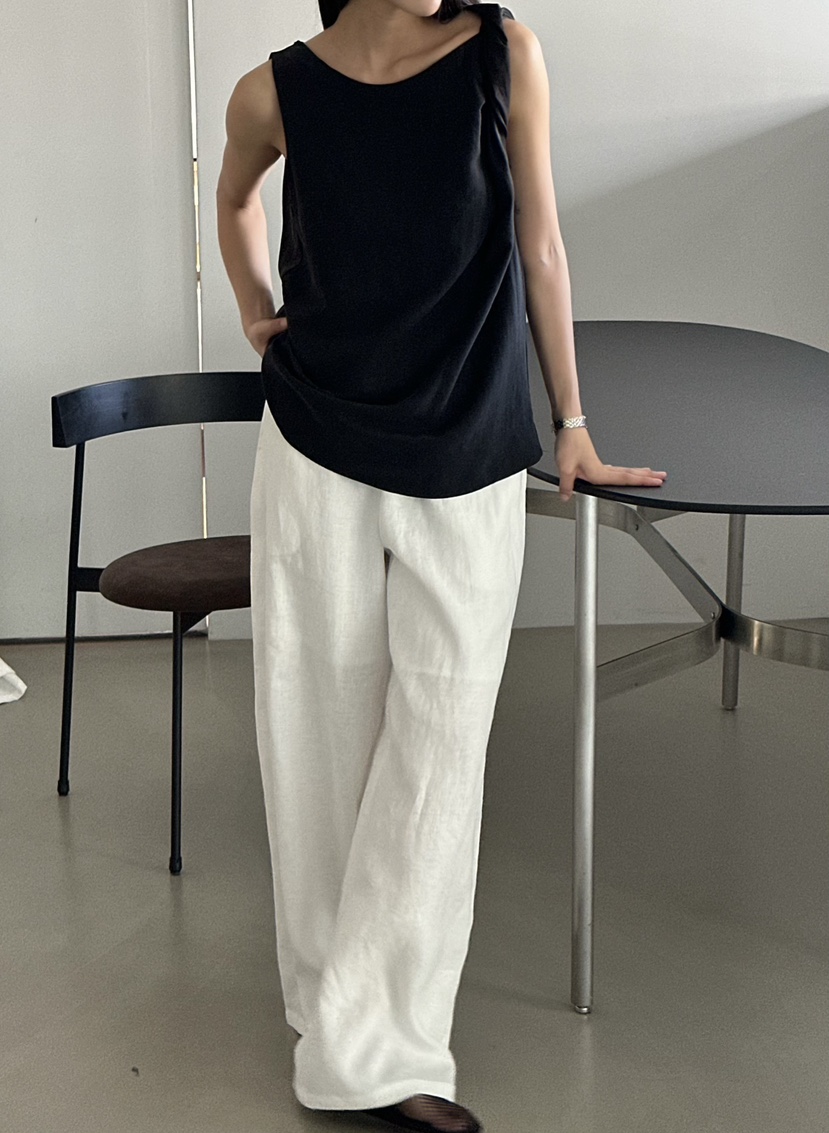 LE VASE韓國直郵女士新品職業推薦時尚人氣26春夏吊帶背心LE VASE吊帶/背心