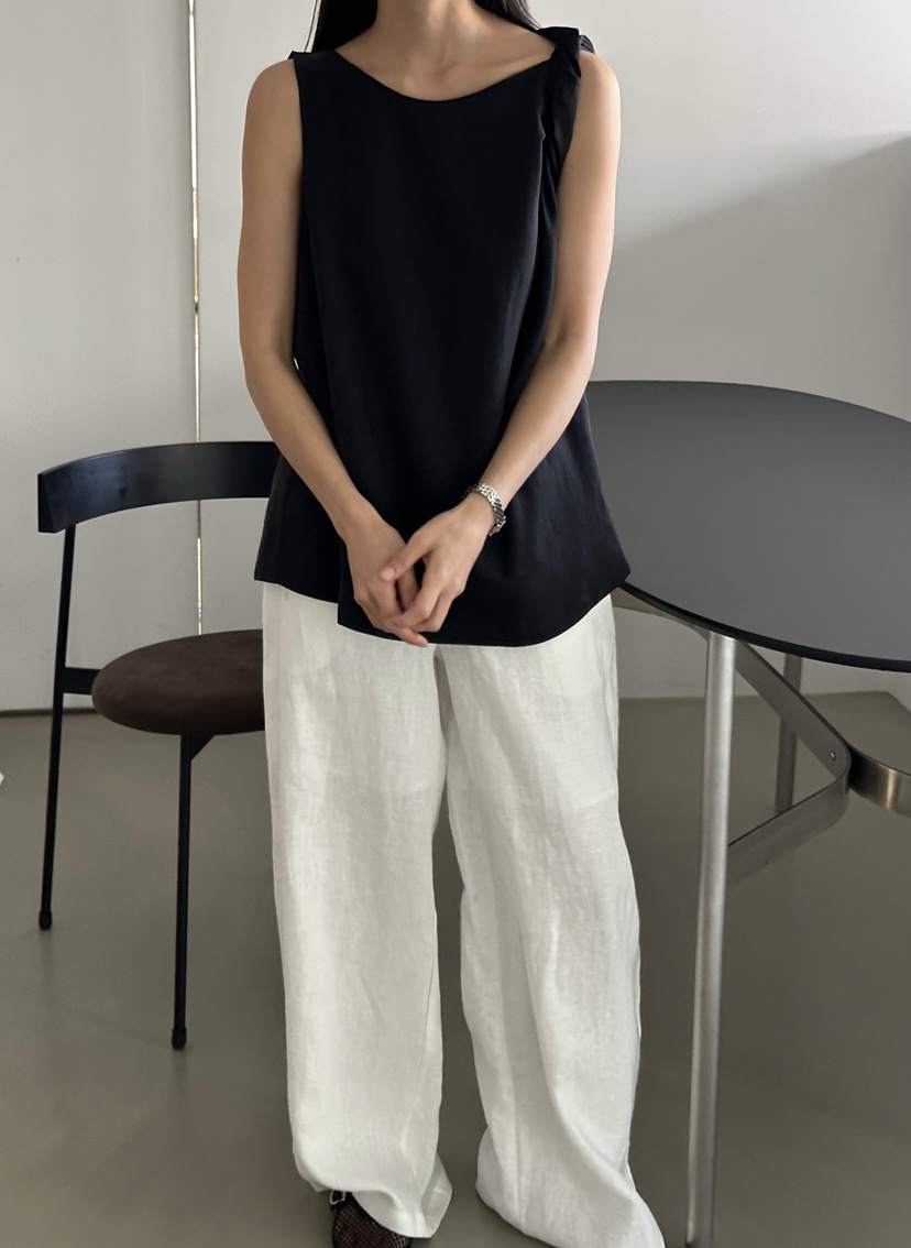 LE VASE韓國直郵女士新品職業推薦時尚人氣26春夏吊帶背心LE VASE吊帶/背心