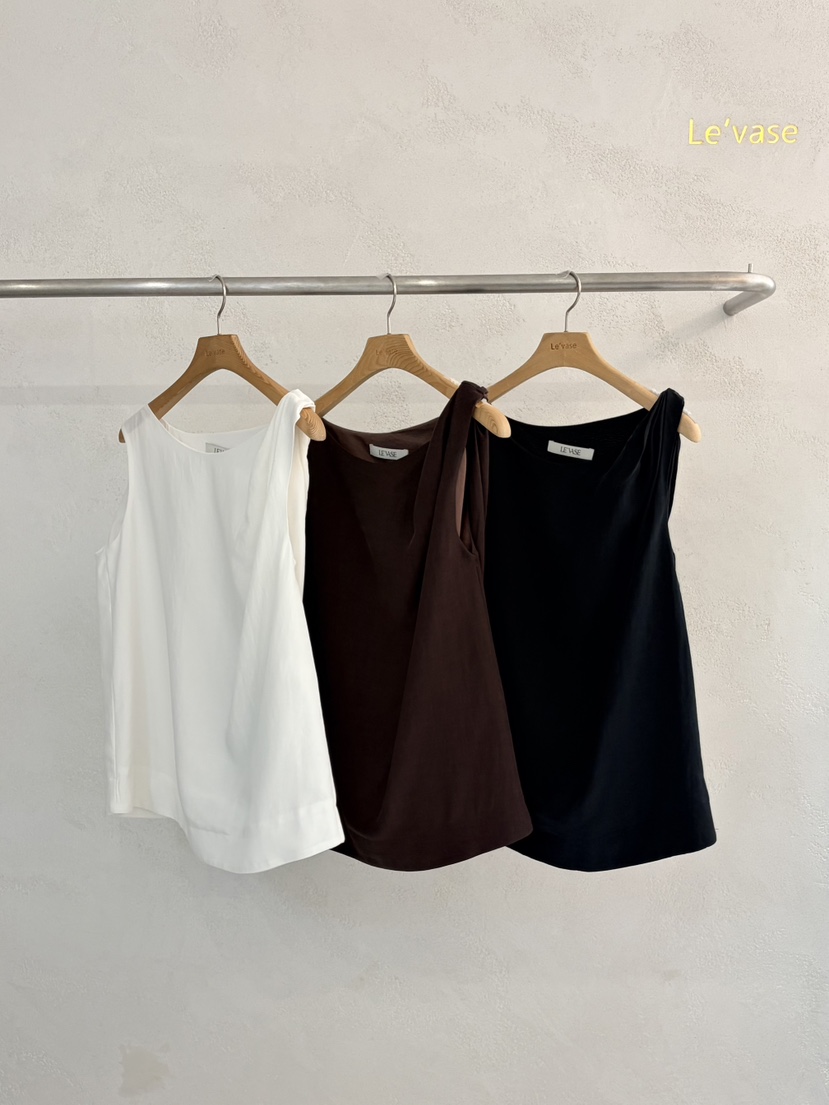 LE VASE韓國直郵女士新品職業推薦時尚人氣26春夏吊帶背心LE VASE吊帶/背心