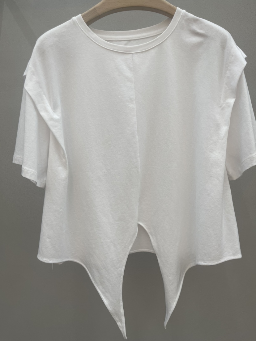 PLUS HONG-P韓國直郵實拍女裝新款人氣推薦熱賣職業T恤LORA FAMILY/PLUS HONGT恤