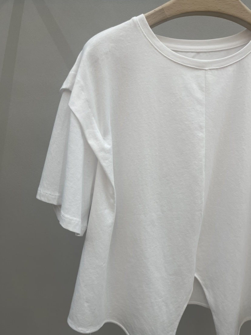 PLUS HONG-P韓國直郵實拍女裝新款人氣推薦熱賣職業T恤LORA FAMILY/PLUS HONGT恤