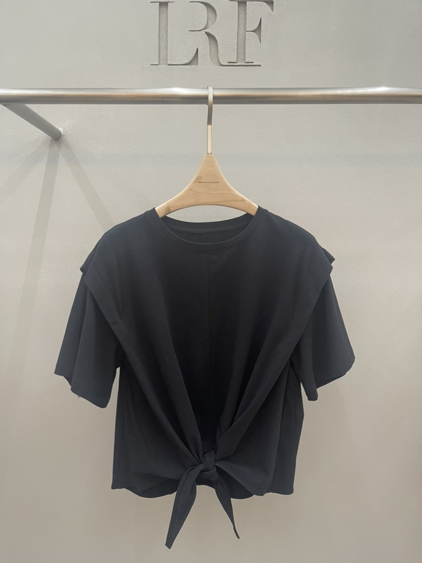 PLUS HONG-P韓國直郵實拍女裝新款人氣推薦熱賣職業T恤LORA FAMILY/PLUS HONGT恤