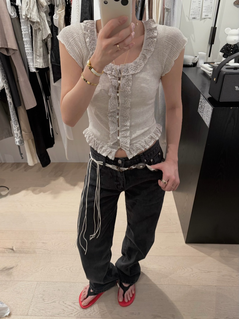 LOVE PULL韓國代購女裝新品熱賣職業推薦26春夏T恤提花鏤空LOVE PULLT恤