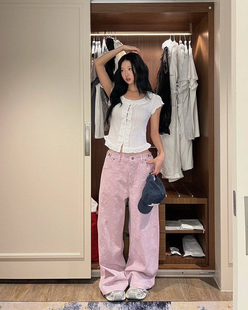 LOVE PULL韓國代購女裝新品熱賣職業推薦26春夏T恤提花鏤空LOVE PULLT恤