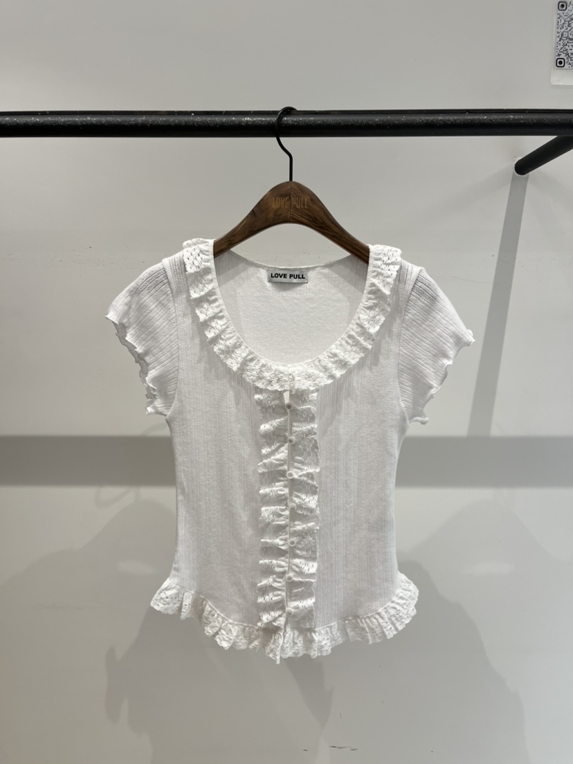 LOVE PULL韓國代購女裝新品熱賣職業推薦26春夏T恤提花鏤空LOVE PULLT恤圖色2