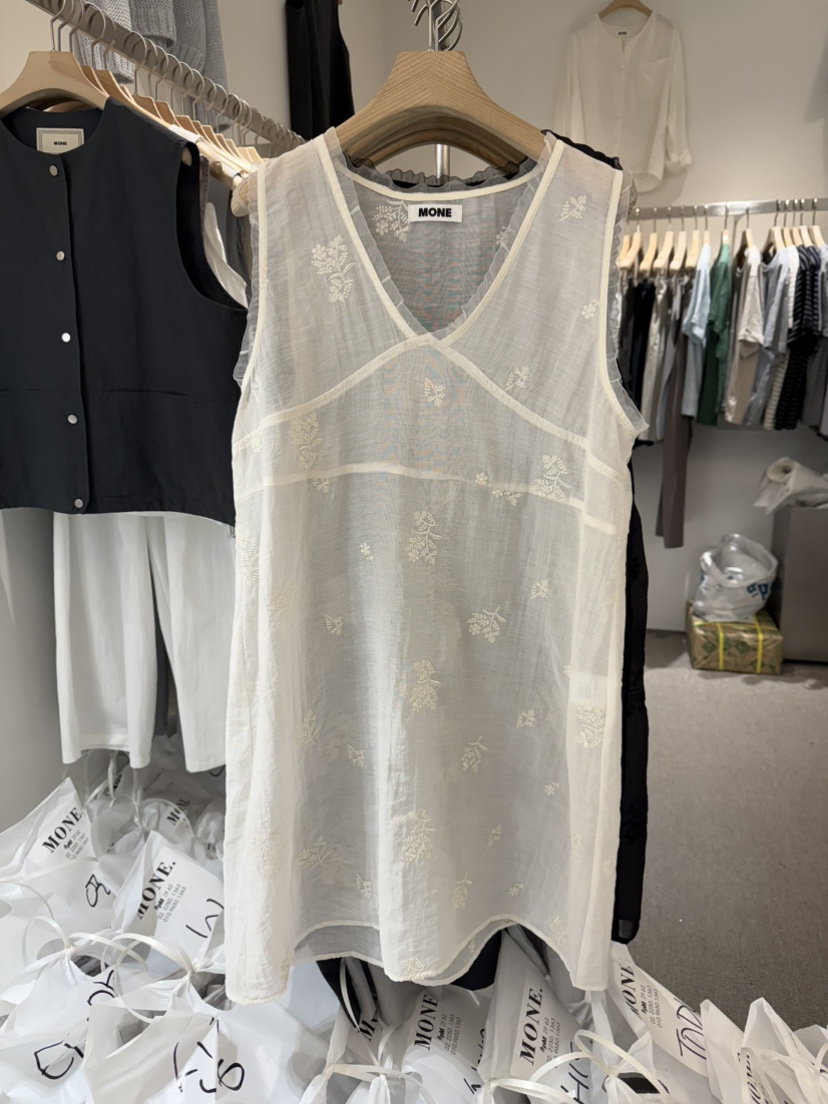 MONE-A韓國直郵女裝新款人氣推薦職業熱賣時尚休閑連衣裙MONE-A連衣裙圖色1