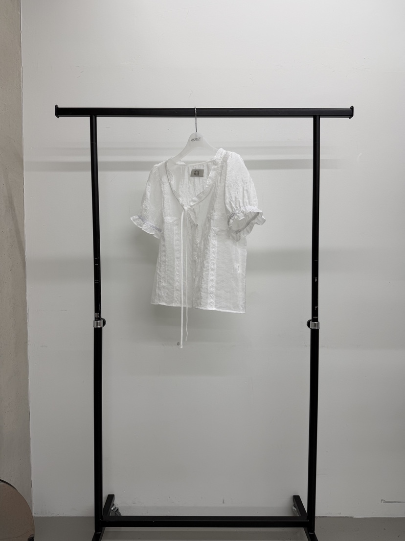 MINIMUZE韓國東大門代購女裝新款時尚人氣職業襯衫蕾絲衫MINIMUZE襯衫/蕾絲衫圖色1