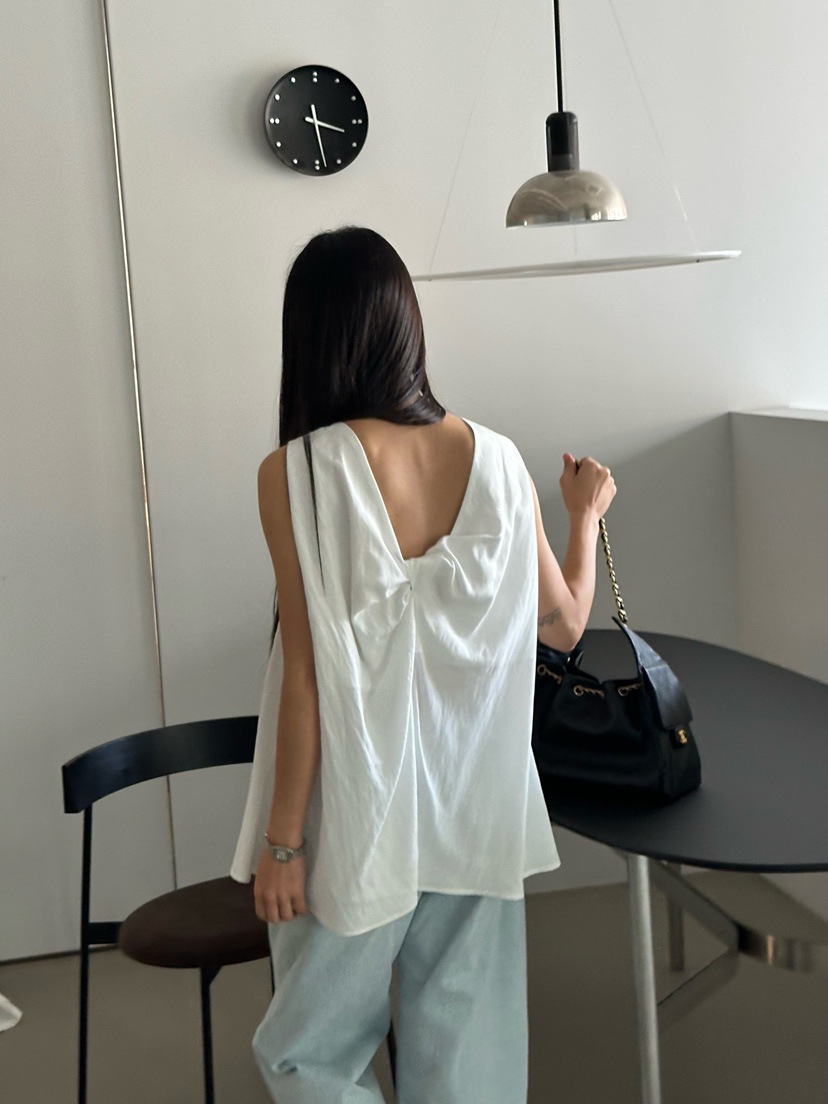 LE VASE東大門實拍女裝新品熱賣真品時尚推薦職業吊帶背心LE VASE吊帶/背心