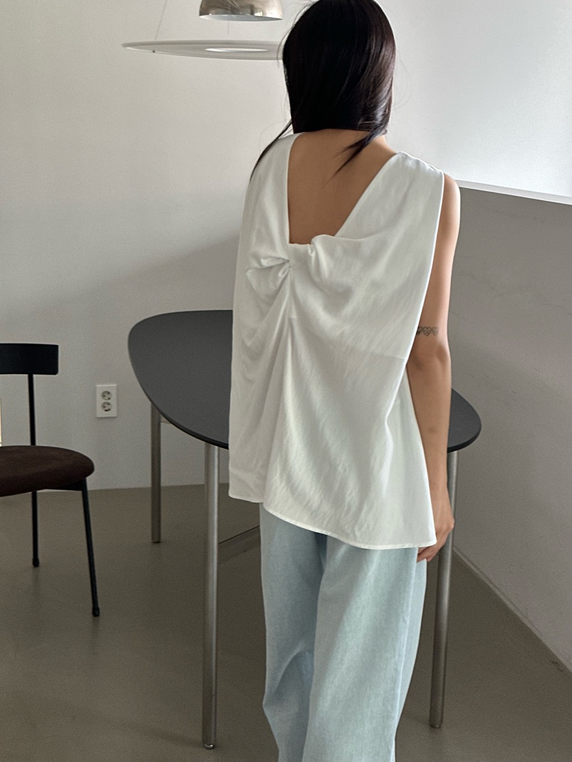 LE VASE東大門實拍女裝新品熱賣真品時尚推薦職業吊帶背心LE VASE吊帶/背心