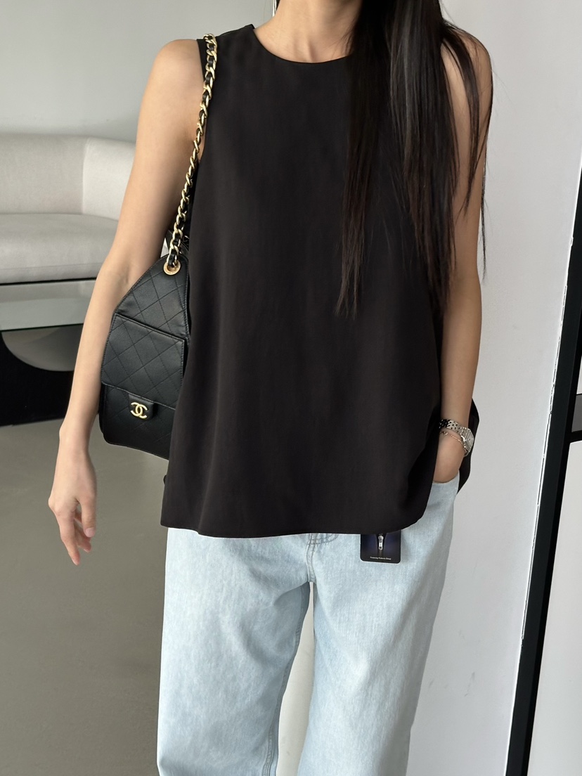 LE VASE東大門實拍女裝新品熱賣真品時尚推薦職業吊帶背心LE VASE吊帶/背心