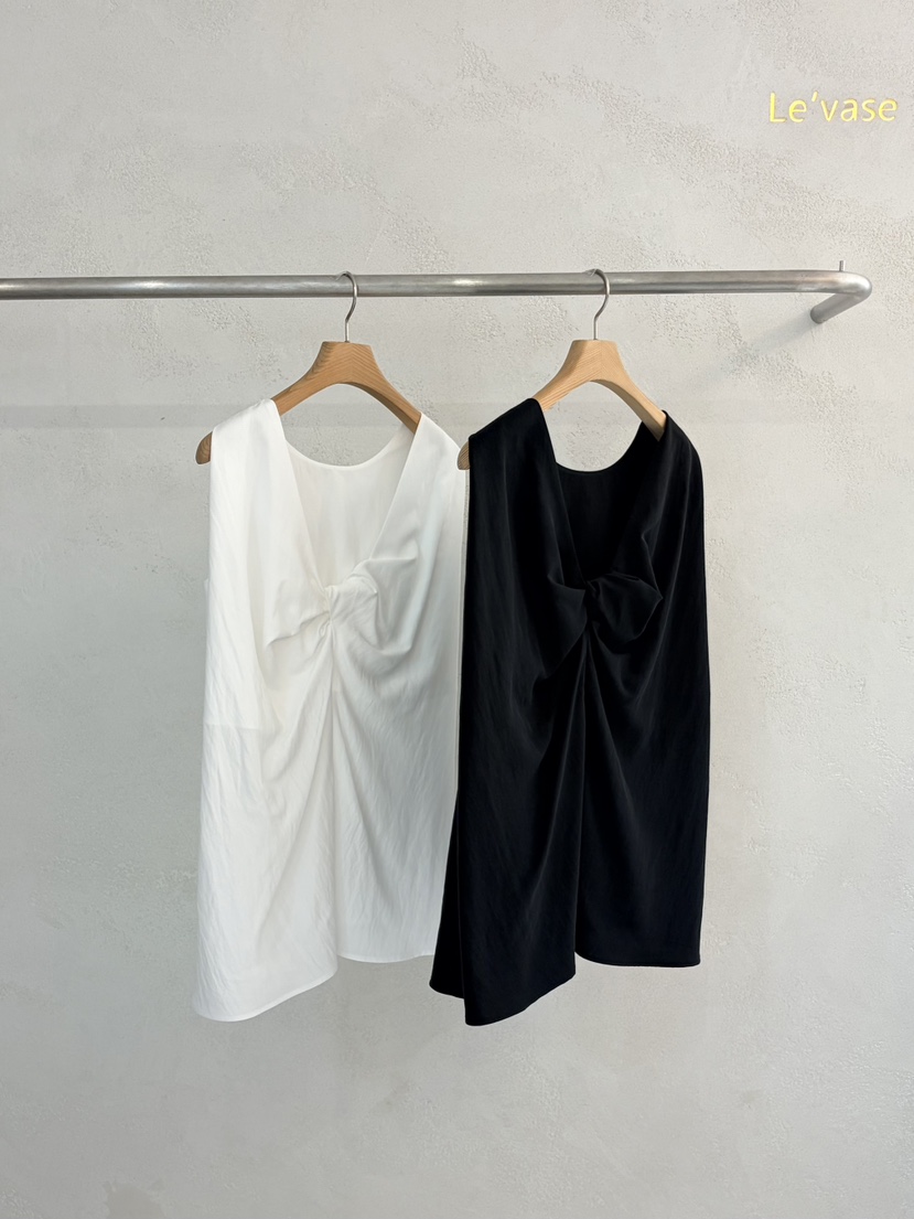 LE VASE東大門實拍女裝新品熱賣真品時尚推薦職業吊帶背心LE VASE吊帶/背心