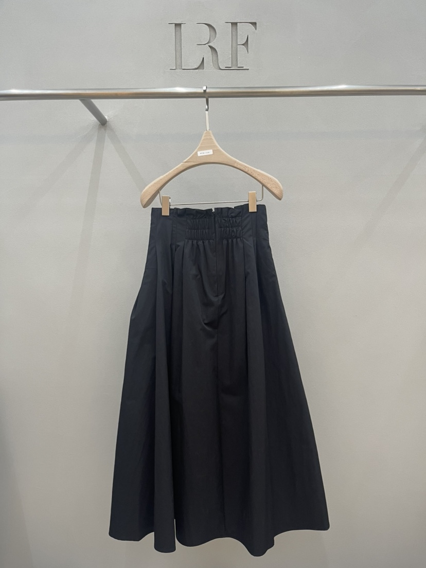 PLUS HONG-P韓國直郵女士新款熱賣人氣職業長裙百褶褶裙LORA FAMILY/PLUS HONG長裙