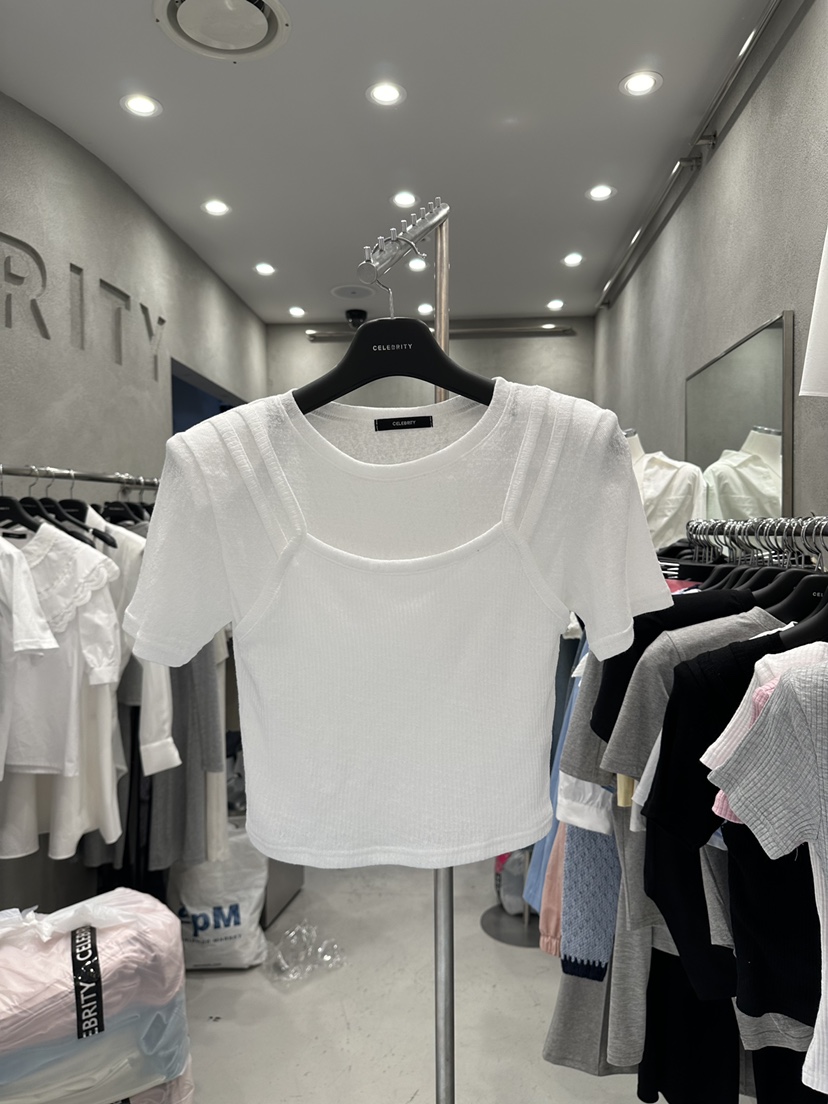 CELEBRITY-A韓國直郵女士新品職業人氣真品熱賣T恤假兩件CELEBRITY-AT恤圖色2