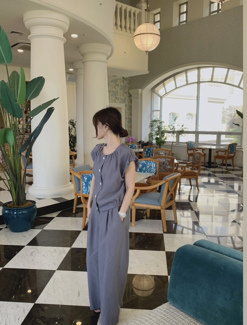 LA CREME韓國直郵女裝新品熱賣職業推薦襯衫蕾絲衫亞麻燈籠LA CREME襯衫/蕾絲衫