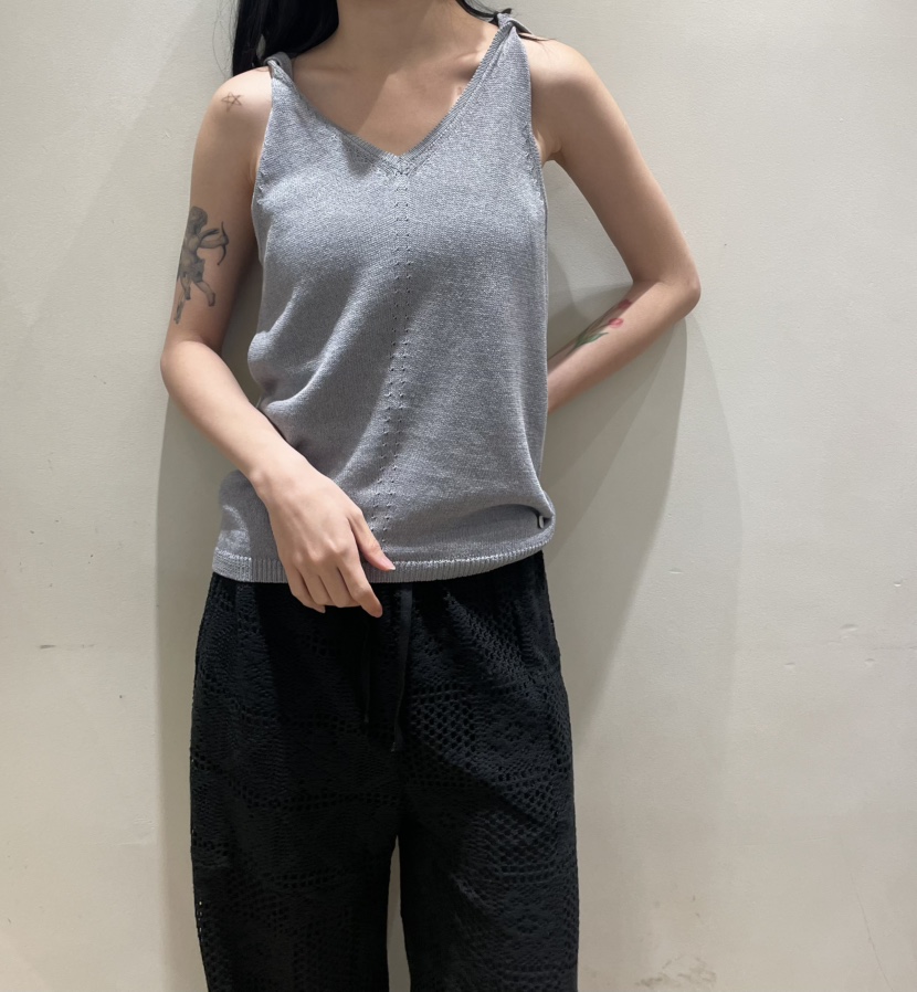 NEOUL東大門實拍女裝新品真品26春夏熱賣時尚職業吊帶背心NEOUL/ahin雙領標簽吊帶/背心