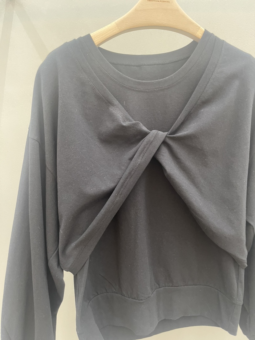 PLUS HONG-P韓國東大門代購女裝新品推薦休閑時尚長袖T恤LORA FAMILY/PLUS HONG長袖T恤