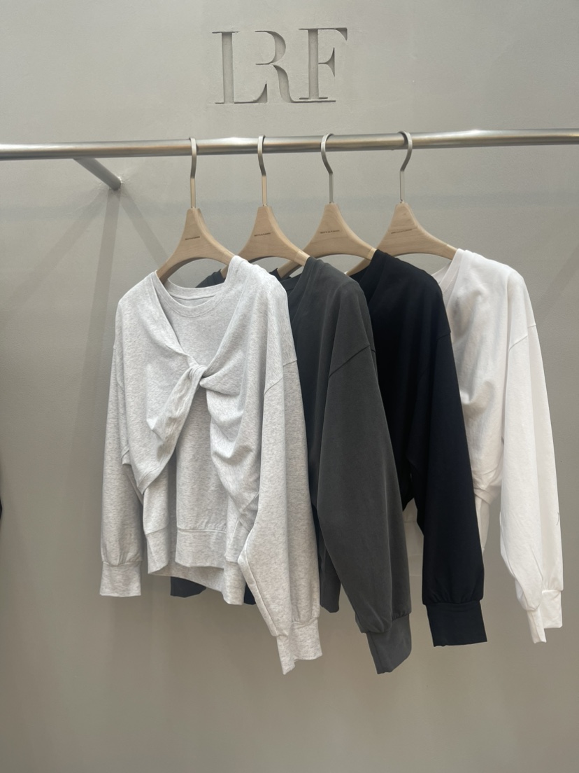 PLUS HONG-P韓國東大門代購女裝新品推薦休閑時尚長袖T恤LORA FAMILY/PLUS HONG長袖T恤