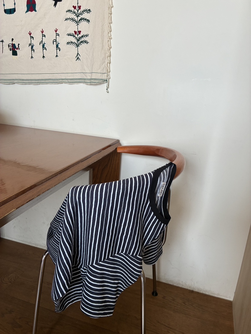 ERUME韓國直郵女裝新品推薦休閑熱賣職業時尚26春夏真品T恤ERUMET恤