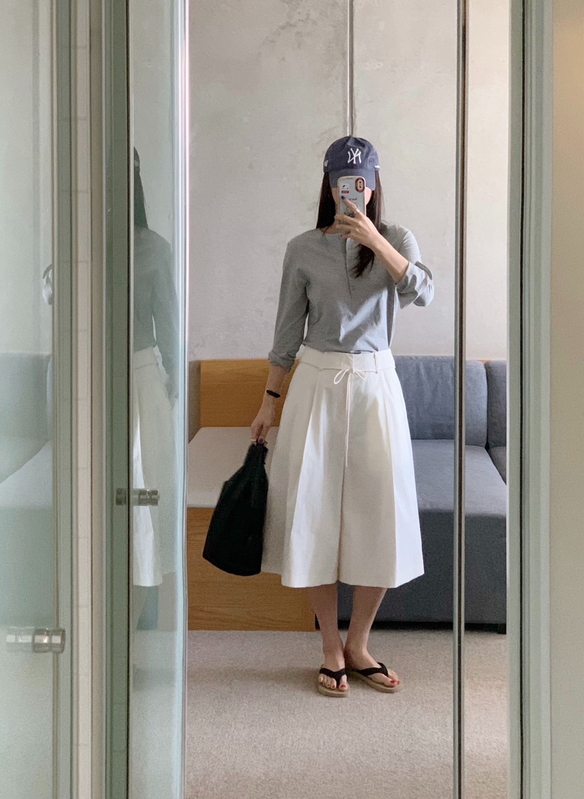 COURGETTE韓國東大門直郵女士新品推薦職業時尚熱賣人氣短褲COURGETTE短褲