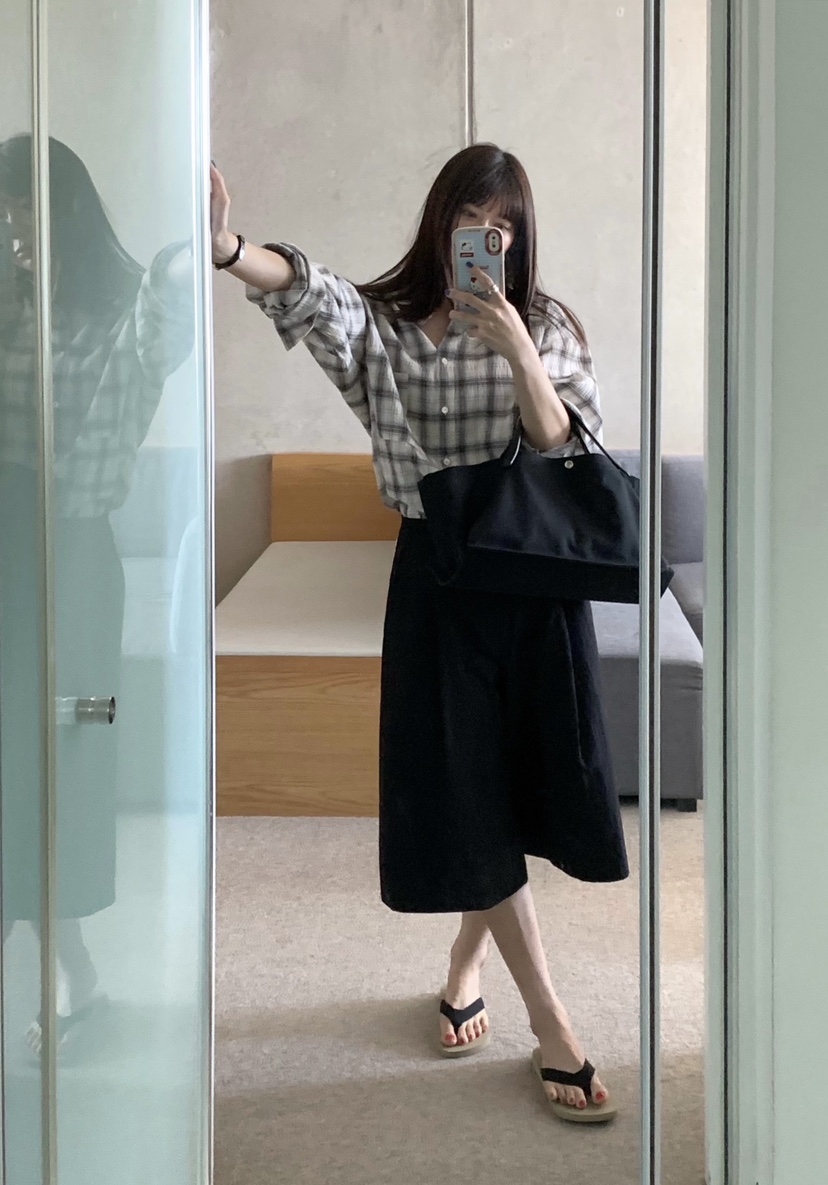 COURGETTE韓國東大門直郵女士新品推薦職業時尚熱賣人氣短褲COURGETTE短褲