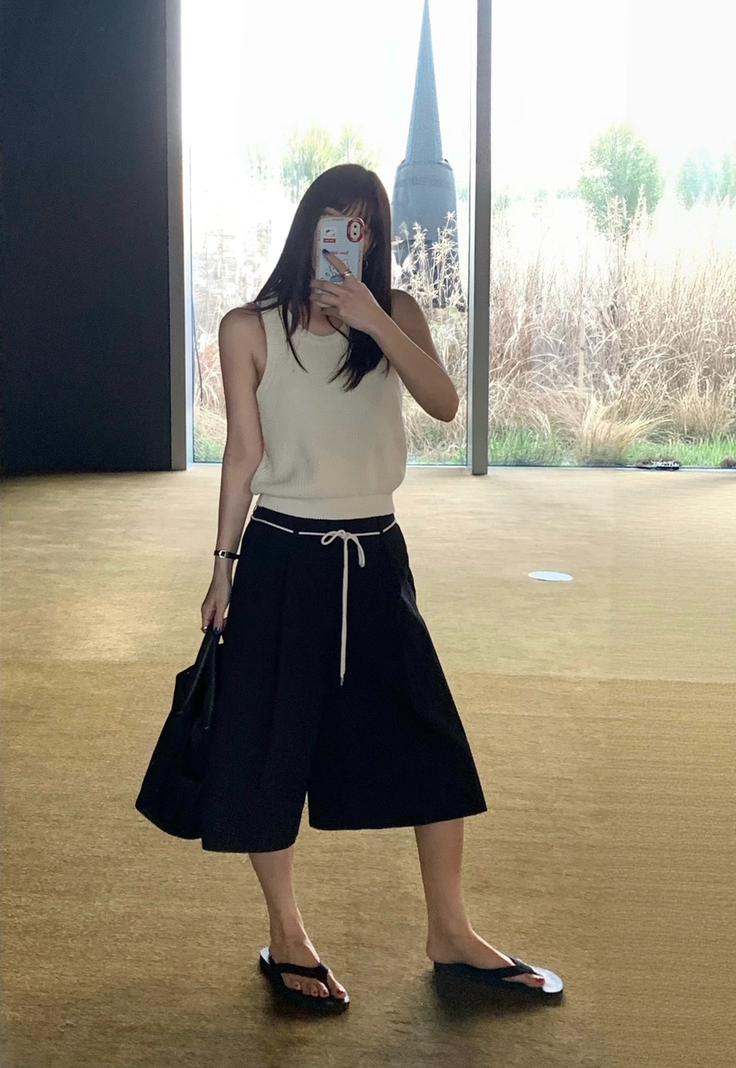 COURGETTE韓國東大門直郵女士新品推薦職業時尚熱賣人氣短褲COURGETTE短褲圖色2