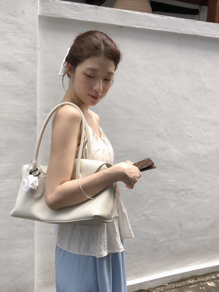 ERUME韓國東大門代購女裝新品推薦時尚人氣26春夏吊帶背心ERUME吊帶/背心