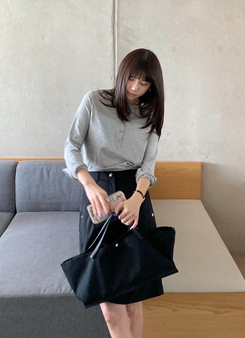 COURGETTE韓國東大門直郵女士新品推薦人氣休閑長袖T恤紐扣COURGETTE長袖T恤