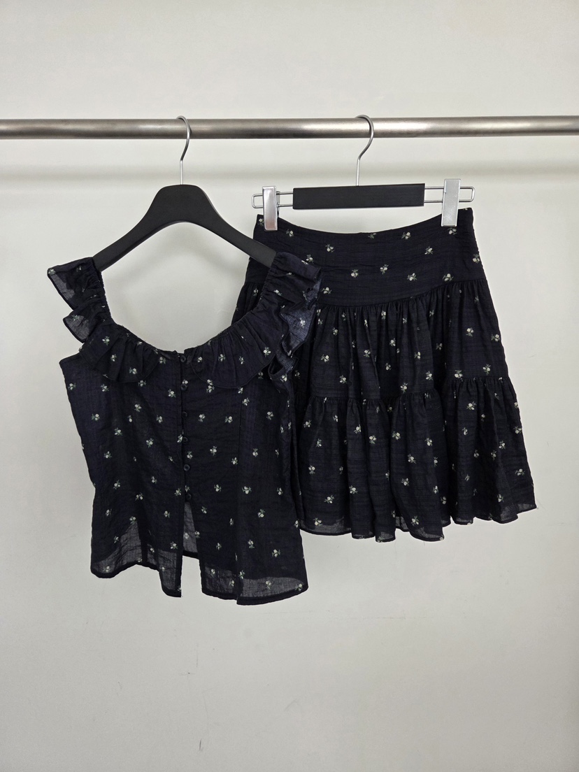 VERANDA韓國直郵女士新品職業26春夏休閑熱賣吊帶背心花朵VERANDA吊帶/背心